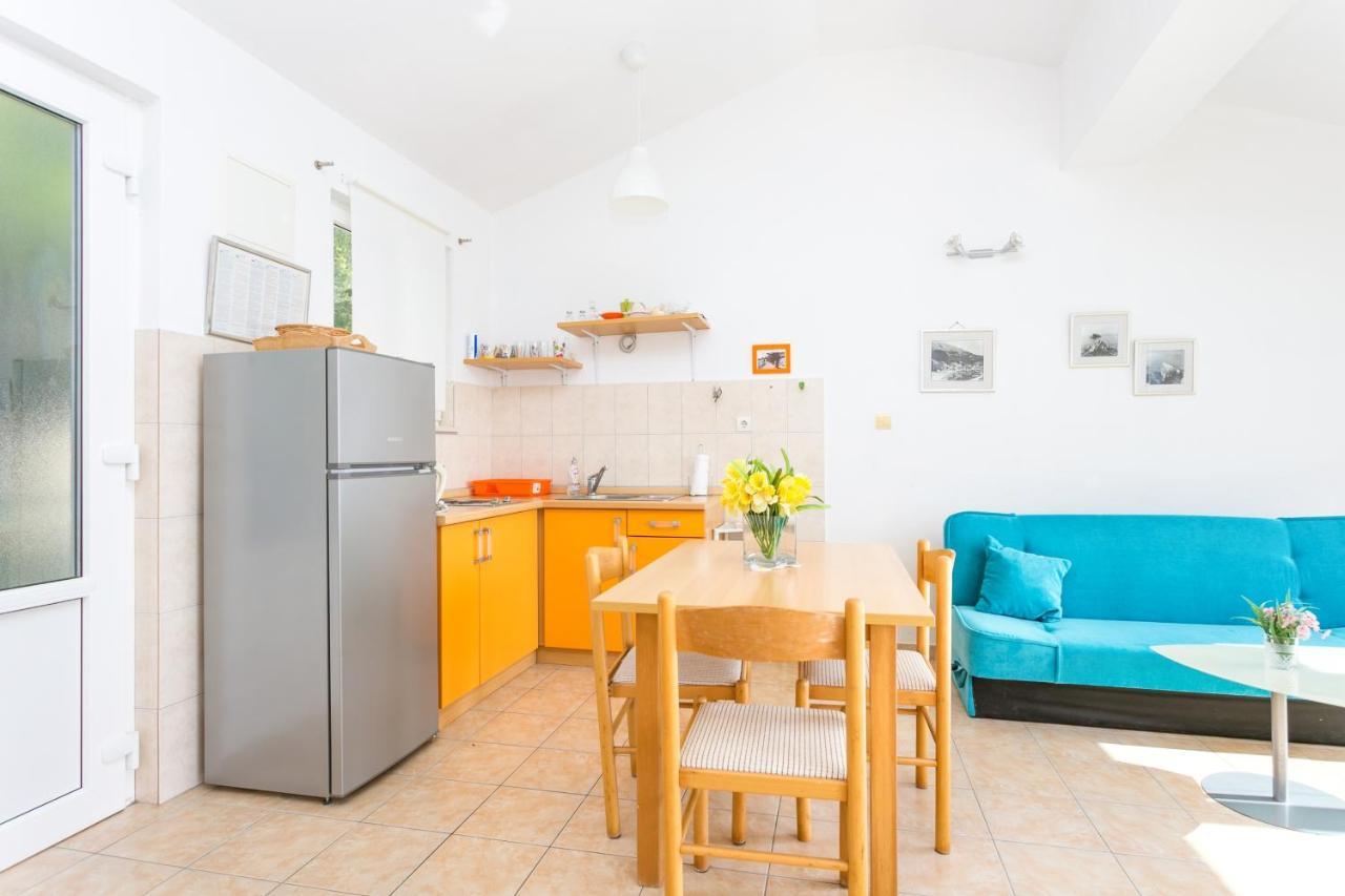 Apartments By The Sea Zivogosce - Porat, Makarska - 20207 إيغراني المظهر الخارجي الصورة