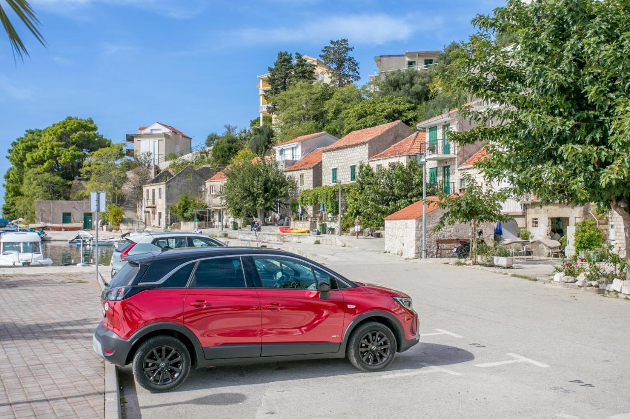 Apartments By The Sea Zivogosce - Porat, Makarska - 20207 إيغراني المظهر الخارجي الصورة